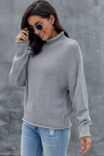Damen Pullover in Grau mit Batwing Ärmeln und Rollkragen, neu