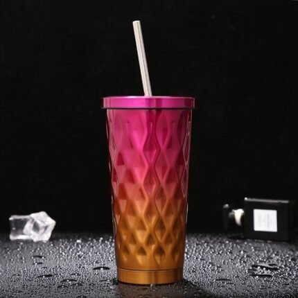 Edelstahlbecher, geometrische Form, 3D