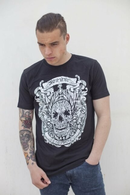 Norvine Caesar Skull Tee, schwarz mit Totenkopf