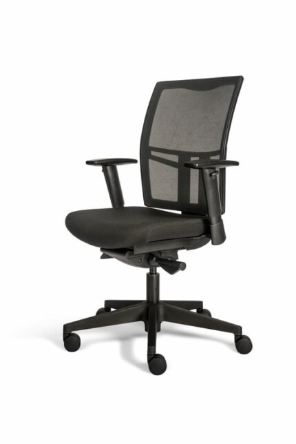 Ergonomischer Bürosessel, unterstützt die Wirbelsäule