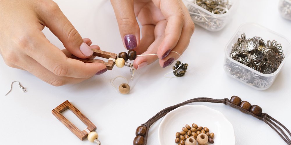 Ethnische Kulturelle Accessoires, künstlerische Handwerkskunst