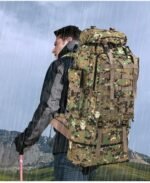 Trekking-Rucksack, Zeltplatz im Wald, Naturabenteuer